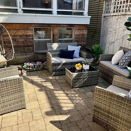 3 Bedroom Spacious Home In Ideal Location W Free Parking Back Yard Pets Welcome 시카고 외부 사진