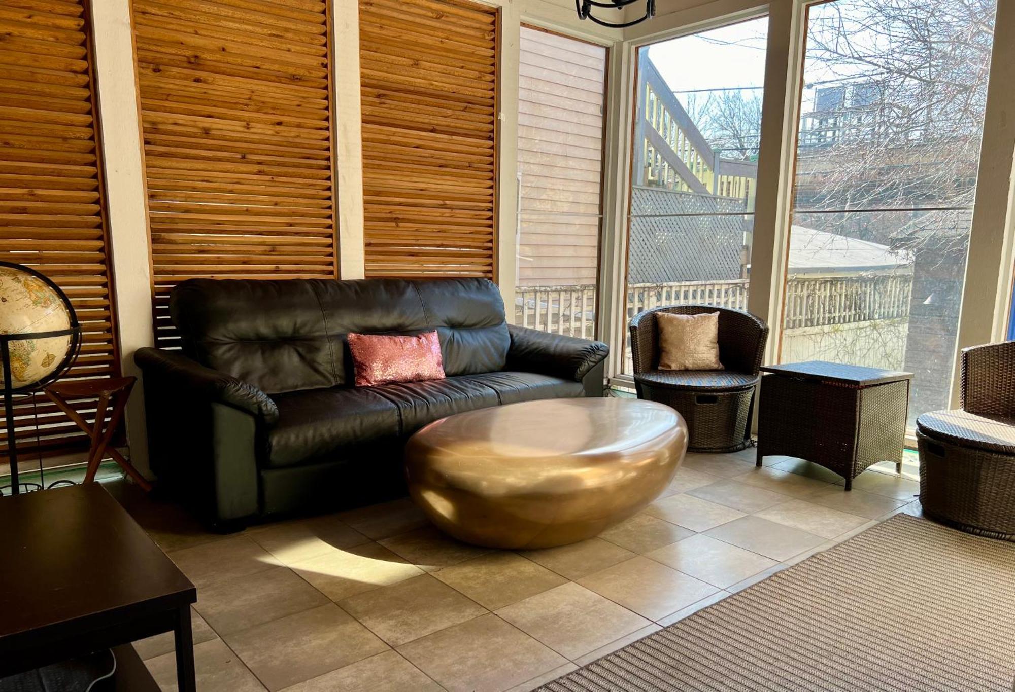 3 Bedroom Spacious Home In Ideal Location W Free Parking Back Yard Pets Welcome 시카고 외부 사진