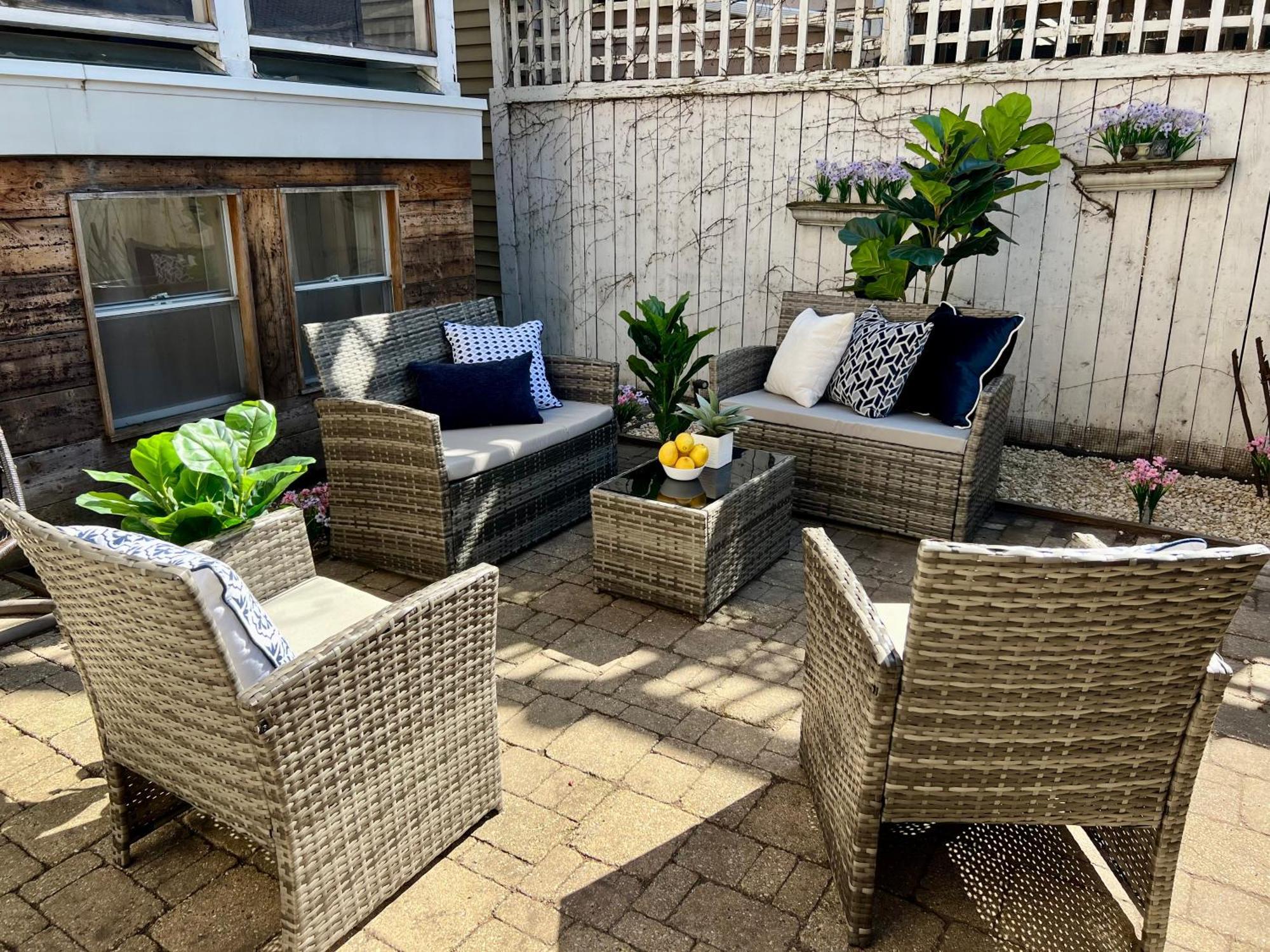3 Bedroom Spacious Home In Ideal Location W Free Parking Back Yard Pets Welcome 시카고 외부 사진