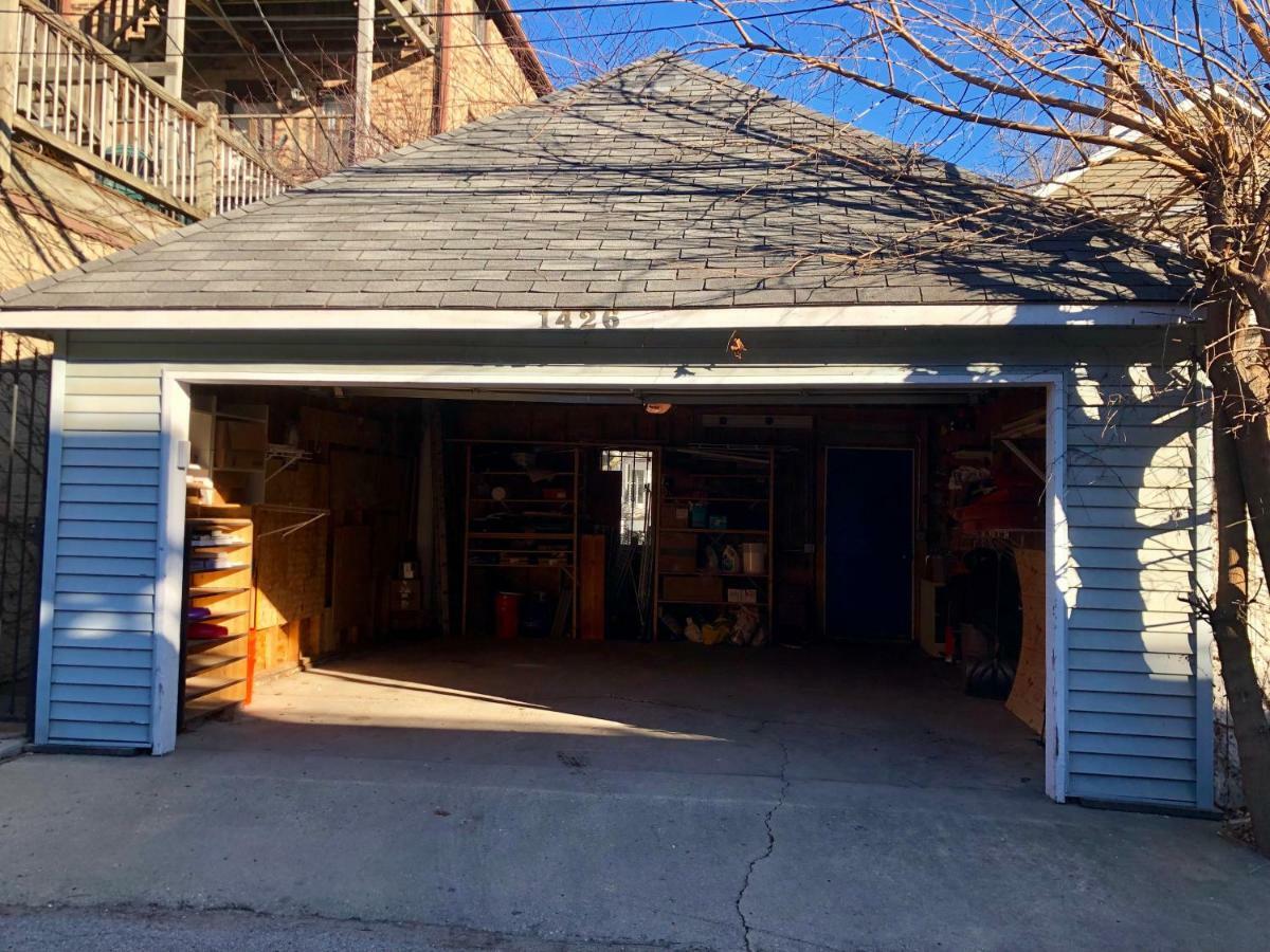 3 Bedroom Spacious Home In Ideal Location W Free Parking Back Yard Pets Welcome 시카고 외부 사진